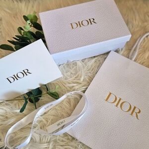 Dior: Bundle of gift Box, Paper Bag, Ribbon & an Envelope.